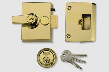 Nightlatch installation by Stanstead Abbotts master locksmith